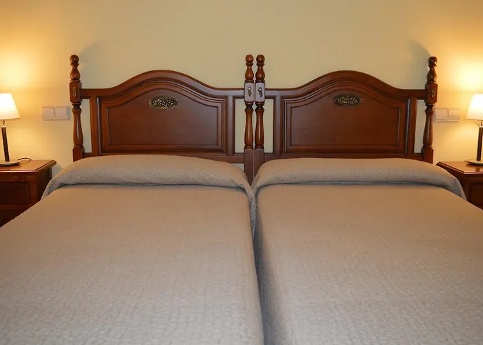 Guest house Revinuesa 3*